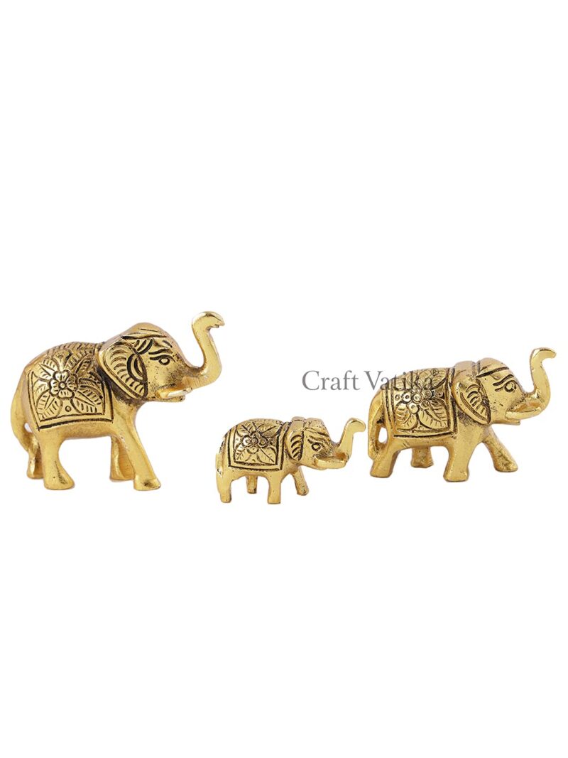 CraftVatika Set of 3 Metal Trunk Up Elephant Family Statue Showpiece Figurine -Fengshui Vastu Lucky - Decorative Items for Home Living Room Decor Living Room Office Desktop & Gifting,Corporate Gift