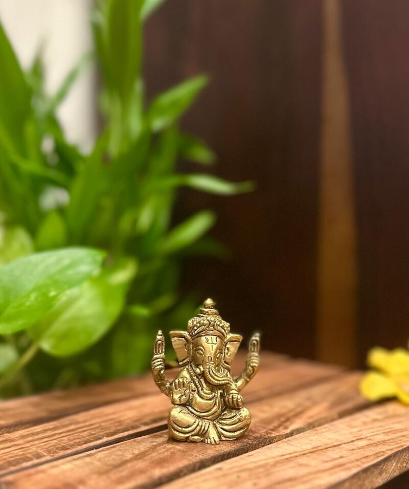 Laya 100% Pure Brass Ganesha Idol | Small Sitting Ganesha Idol for Home Decor, Pooja, Gifting & Car Dashboard | Brass Ganesha Statue