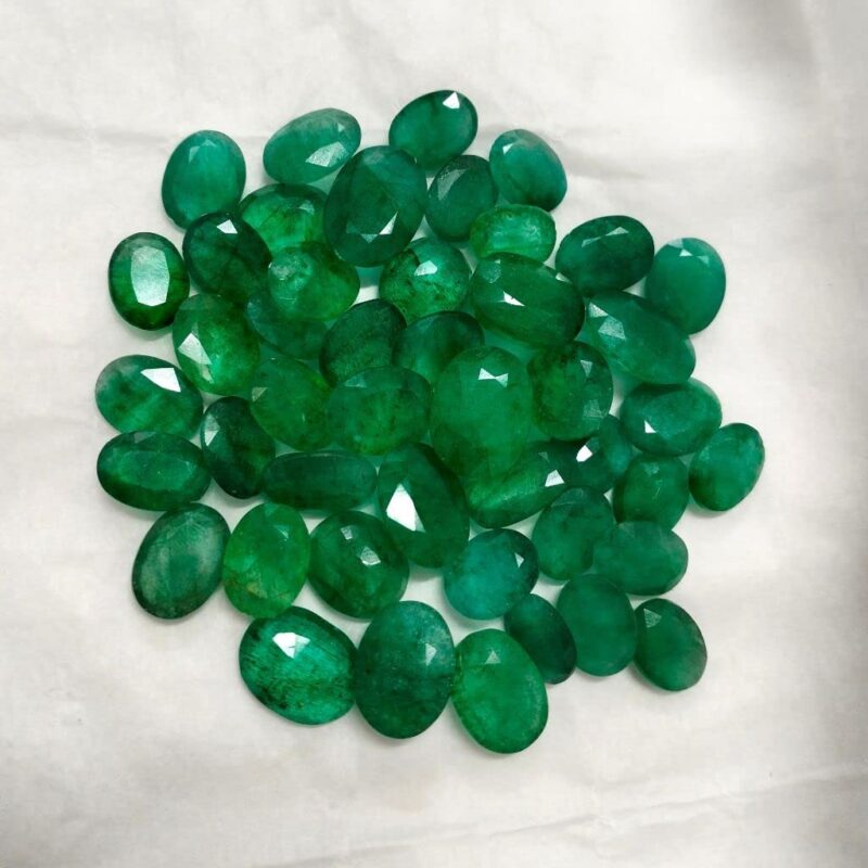 Natural Emerald at Wholesale Rate (Rs 90/Carat) Fine Quality Oval Shape पन्ना रत्न Loose Gemstone for Reselling Astrologers Jewellers Crystal Healing Astrological