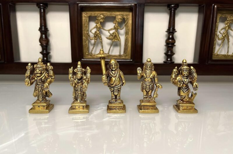 Yathashilpam Brass Lord Vishnu Dasavatharam Idols Set I Dashavatara Idol Set I Das Avatar Idols Small I Golden Yellow Antique I 10 Idols Each of Approx 2.5 cm x 2 cm x 6 cm I Pack of 1 Set of 10 Idols