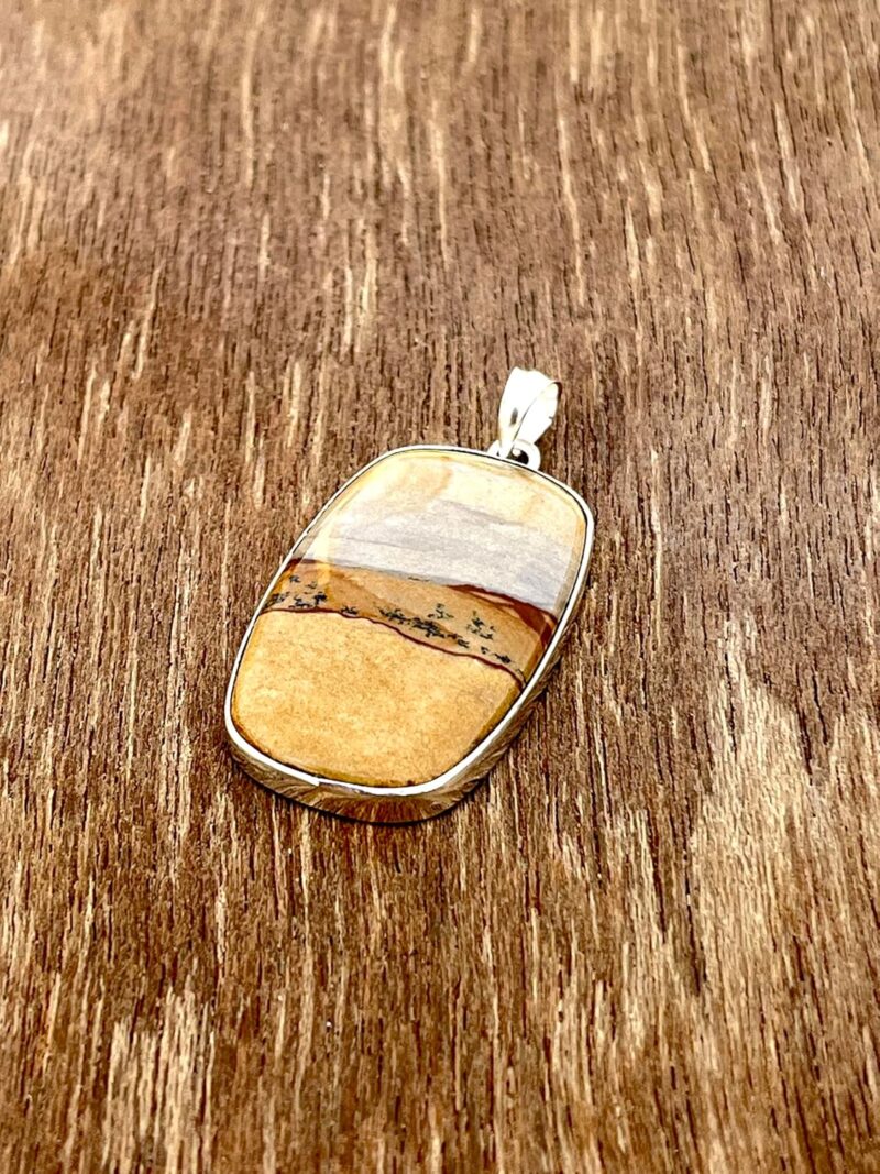 925 sterling silver amber gemstone stylish pendant, elegant amber pendant