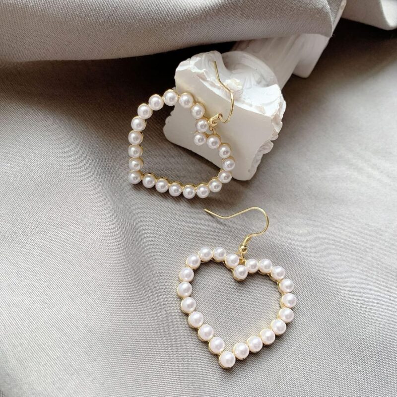 Pearl Heart Earrings for Women Pearl Heart Dangle Earrings for Women Heart Shaped Earrings Lover Earrings Tiny Pearl Earrings Pearl Jewelry for Women Birthday Holiday Gifts (Gold), Zinc, No Gemstone