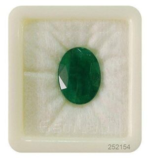 Sneha Gems 8.25 Ratti 100% Natural Brazilian Emerald Panna Emerald Gemstone AA++ Quality