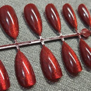 Beauty Tips cat eye artificial nails for women, Cherry Red Cat Eye Effect, simple elegant Almond shape 24 Pcs. SPN015